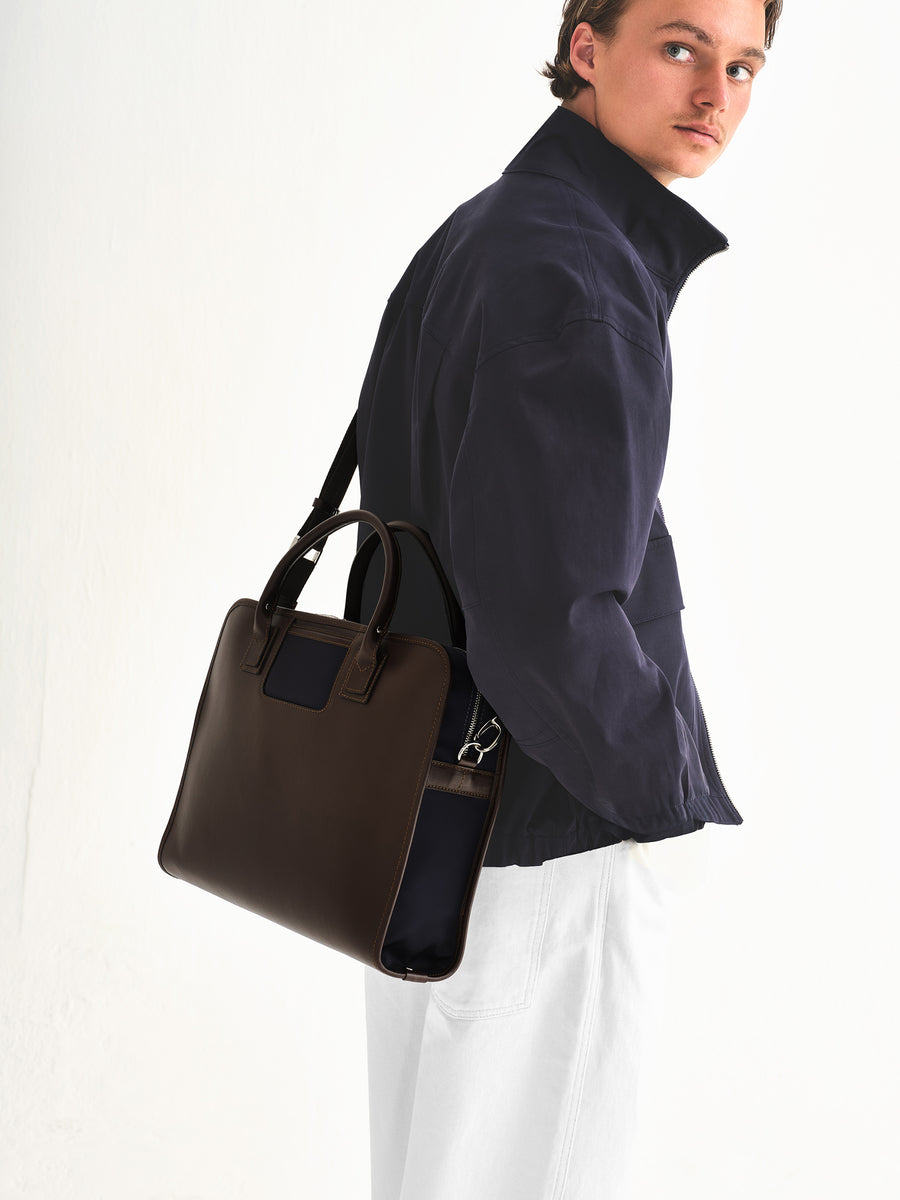 The Messenger - Espresso/Navy