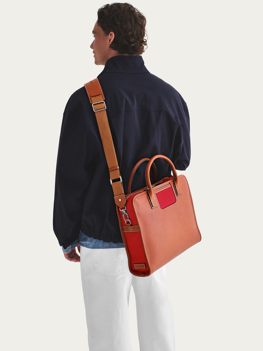 The Messenger - Cognac/Red