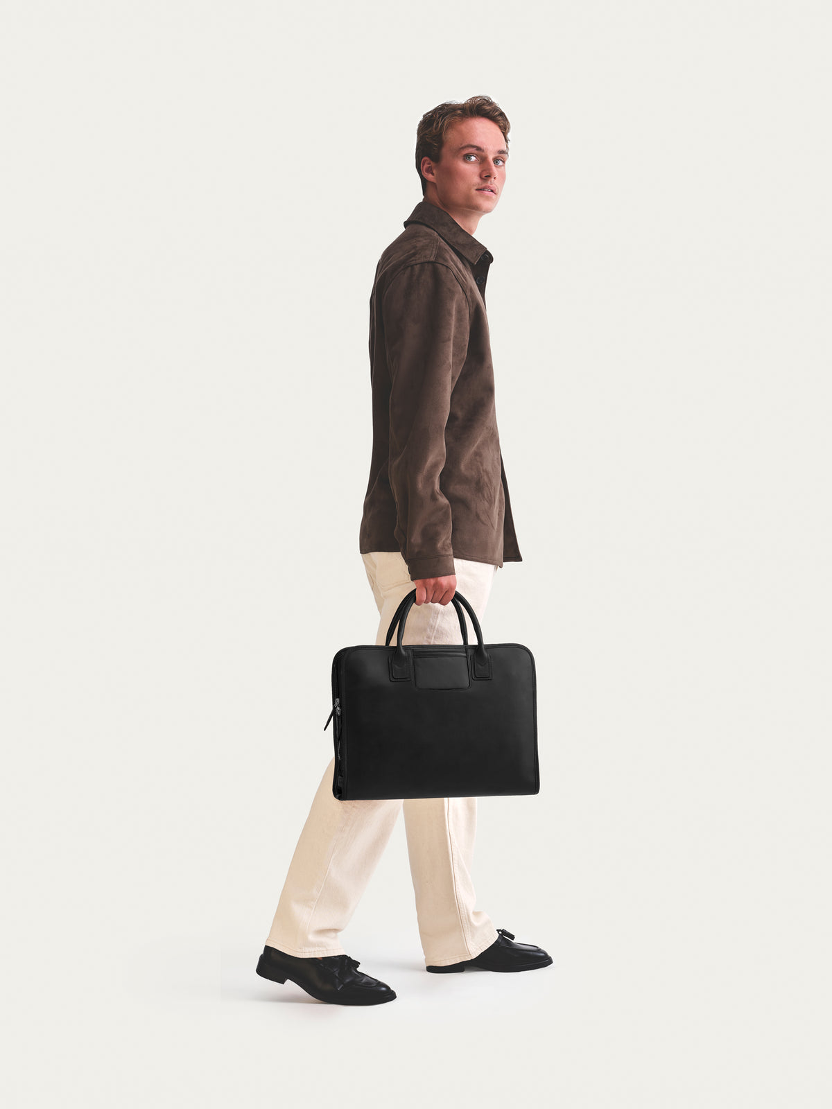 The Briefcase - Black/Black