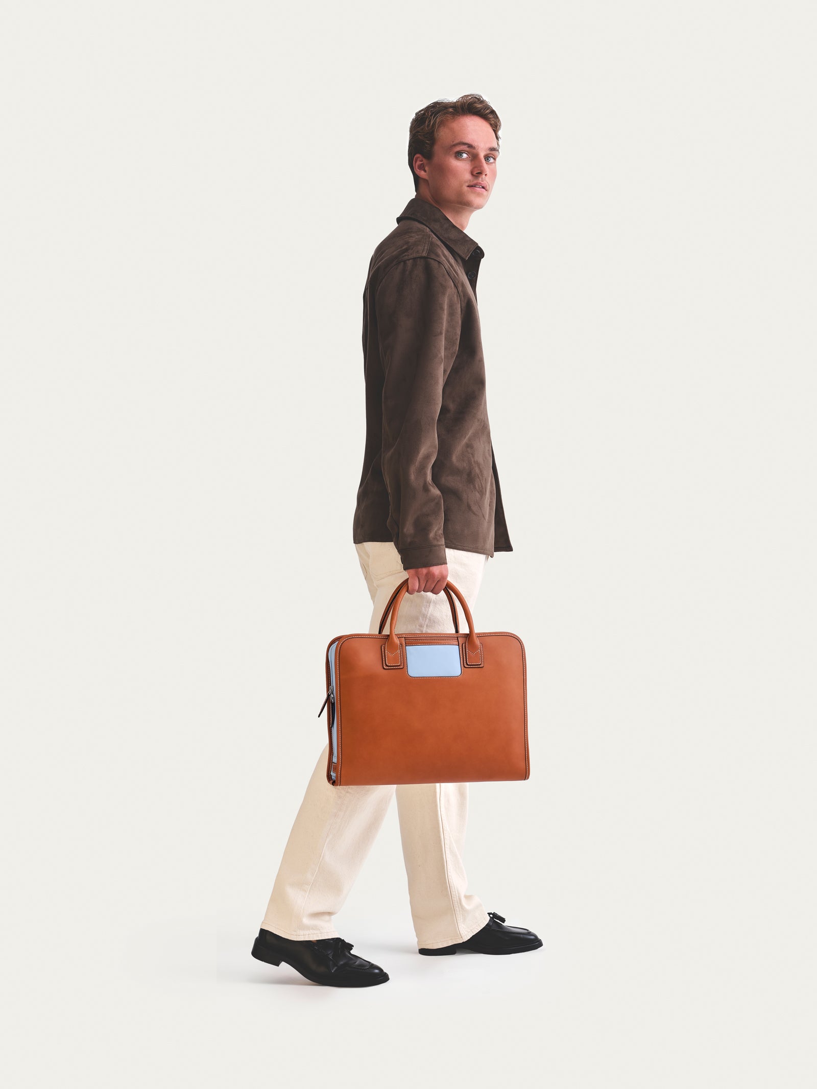 The Briefcase - Cognac/Light Blue