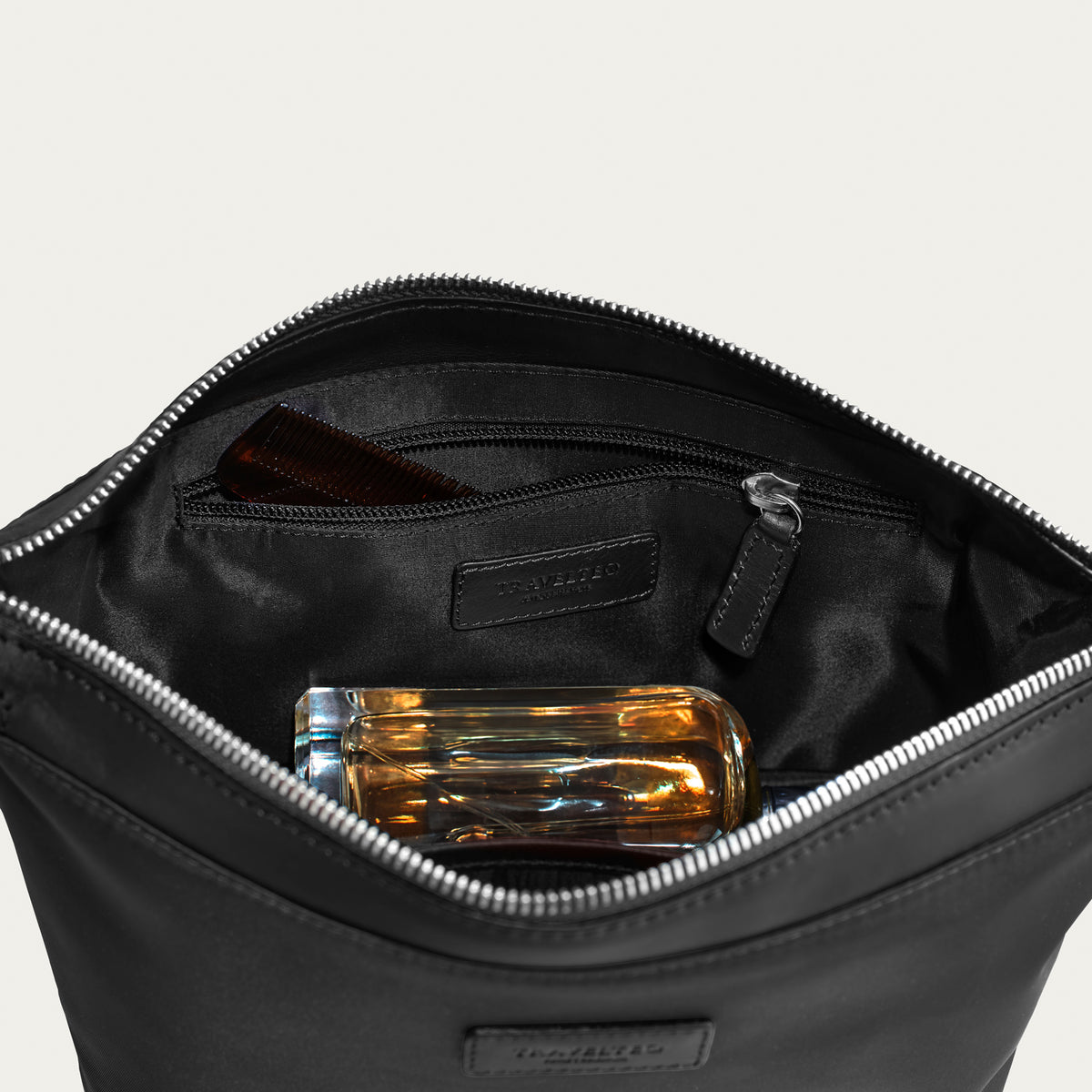 Toiletry Bag - Black/Black